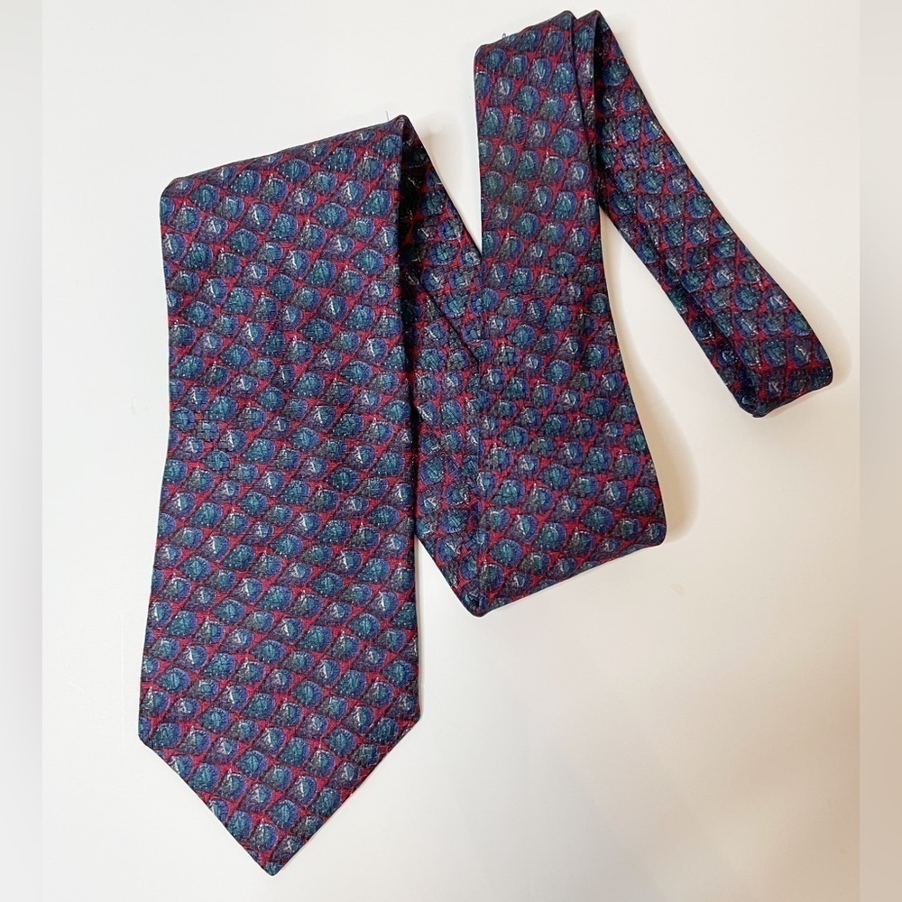 Christian Dior Vintage Silk Red Blue Geometric Medallion Pattern Classic Tie